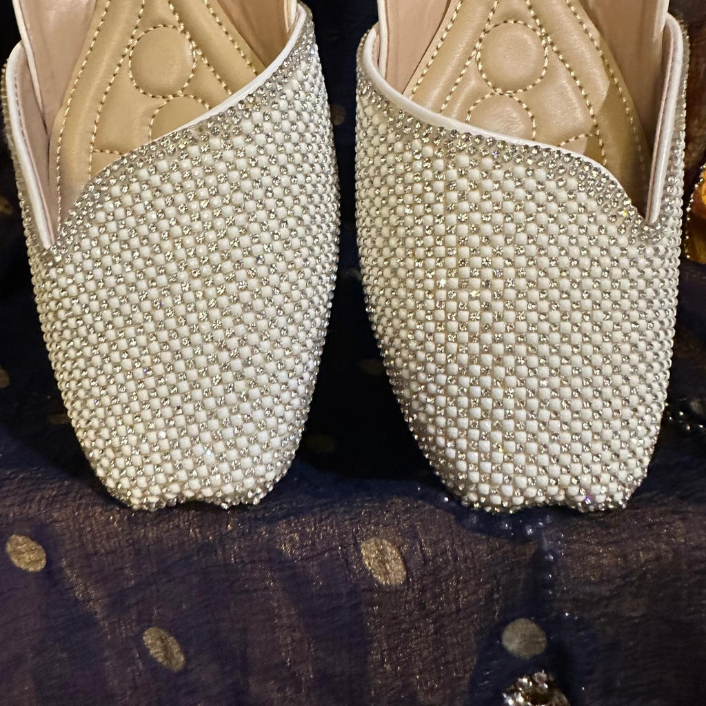 Punjabi Jutti heavy stone side cut work 0306